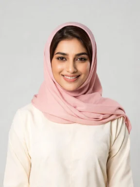 Ayesha, Presenter · warm